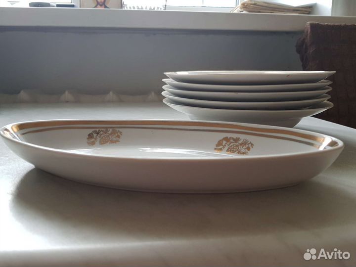 Селёдочница СССР фарфор и 5 тарелок