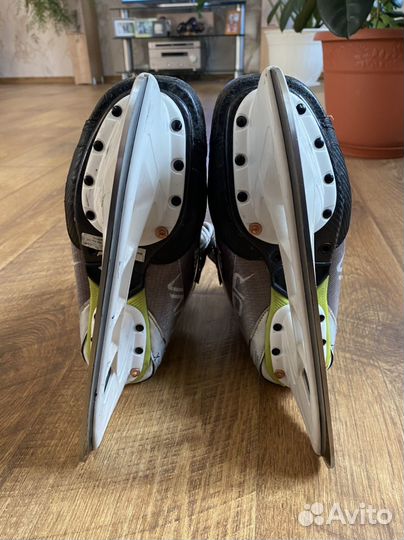 Хоккейные коньки bauer vapor hyperlite