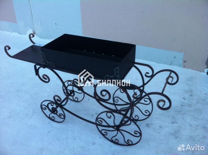 Кованый мангал