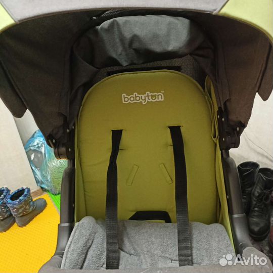 Прогулочная коляска