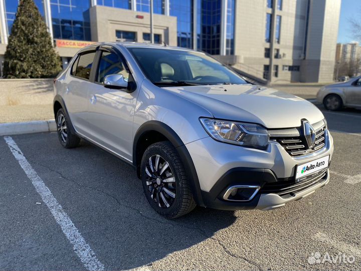 Renault Logan Stepway 1.6 МТ, 2019, 120 000 км