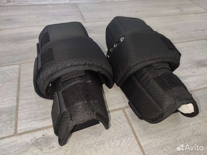 Наколенники вратарские YTH