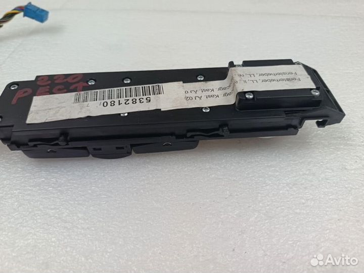 Блок стеклоподъемниками передний левый