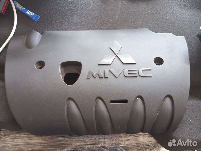 Крышка двигателя Мицубиси Аутлэндер 3