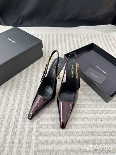 Туфли женские Saint Laurent Lee Slingback