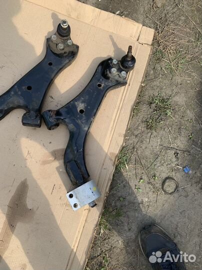 Рычаг передний для Chevrolet Captiva