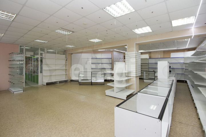 Продам торговое помещение, 248.2 м²