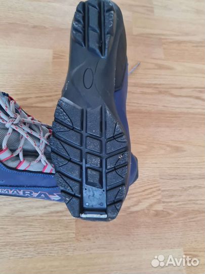Лыжные ботинки marax