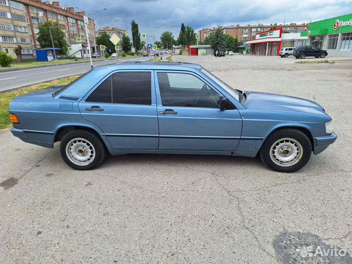 Mercedes-Benz 190 (W201) 2.0 МТ, 1983, 300 000 км