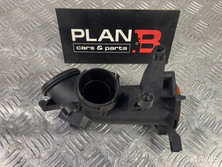 Патрубок впускного коллектора Volkswagen Golf MK6