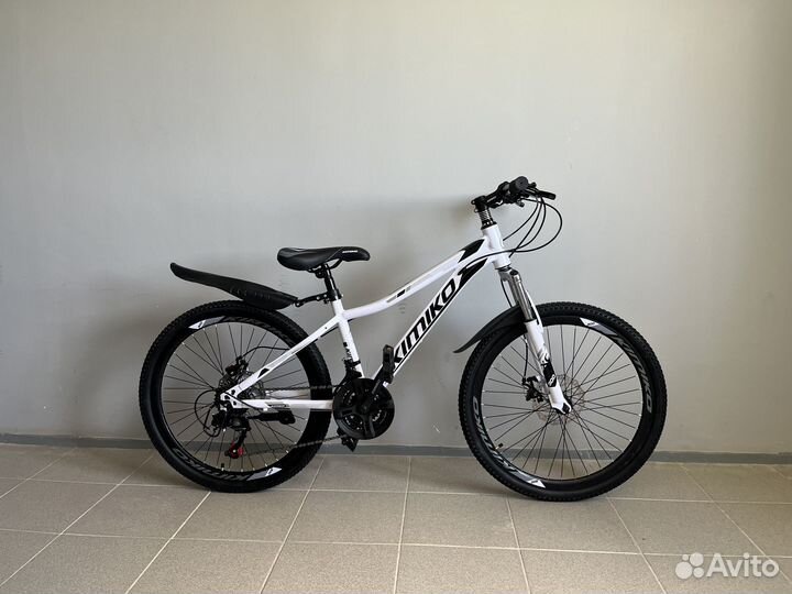 Велосипед 24 дюйма новый