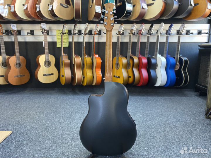 Гитара электроакустическая