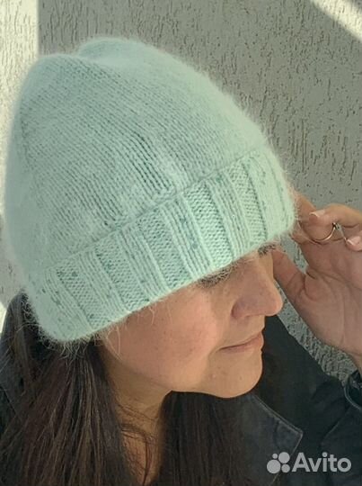 Шапка зимняя теплая пушистая с отворотом женская