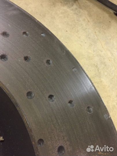 Суппорт тормозной передний левый и правый Диск тор