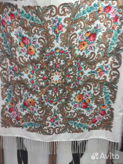 Павлопассадский платок новый