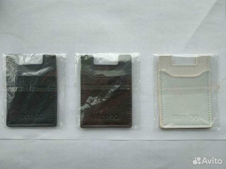 Задний кармашек для карт на телефон