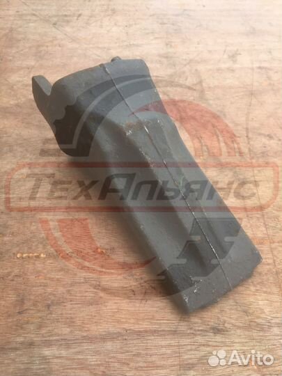 Коронка коническая CNH 72205960 case E135SR