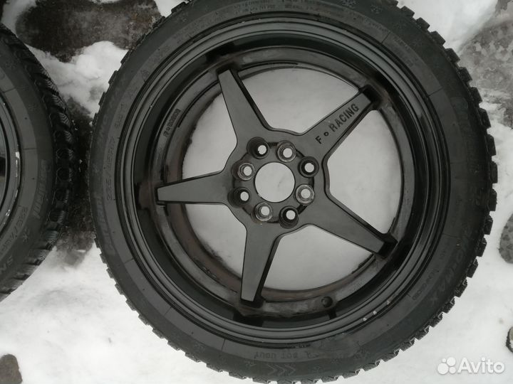 Pirelli Ice Zero 2 225/45 R17