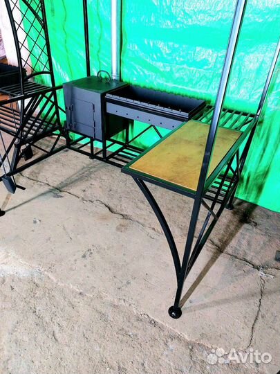 Мангал с печью под казан и крышей