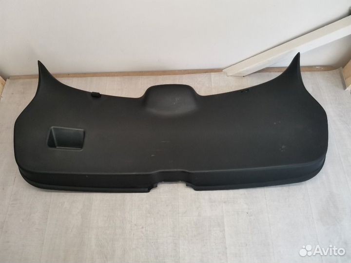 Обшивка крышки багажника Nissan Qashqai 1 J10 1.6