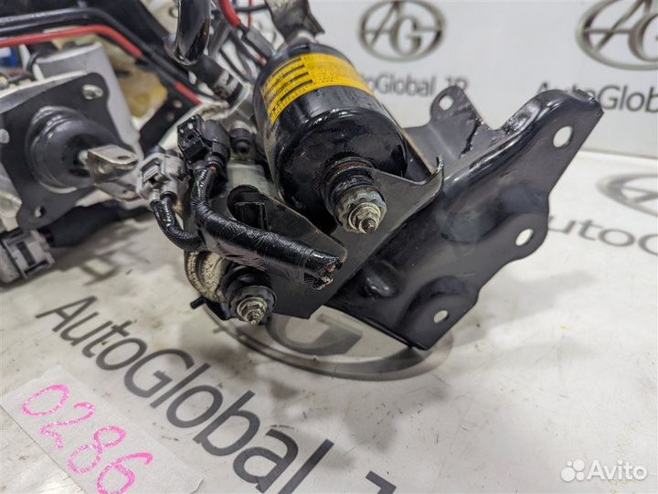 Цилиндр тормозной главный Toyota Prius