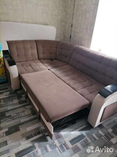 Угловой диван