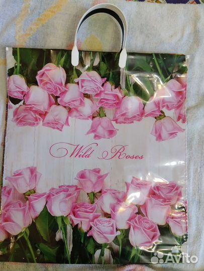 Пакет с пластиковой ручкой 40х44