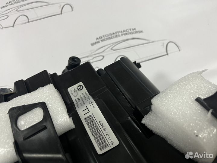 Правая передняя оптика BMW E90 рестайлинг ксенон