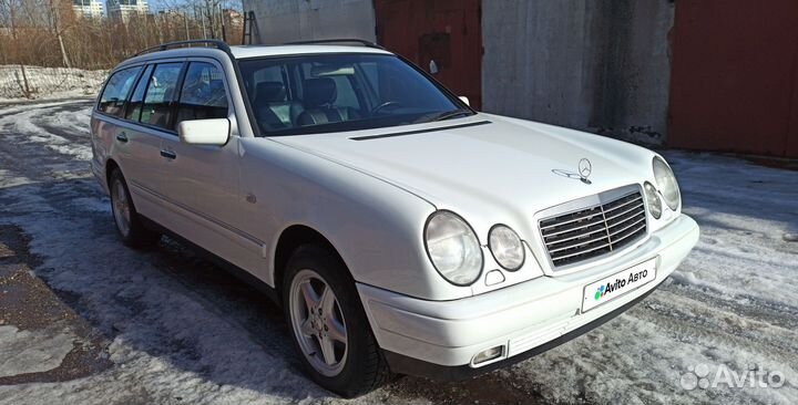 Mercedes-Benz E-класс 3.2 AT, 1999, 250 000 км