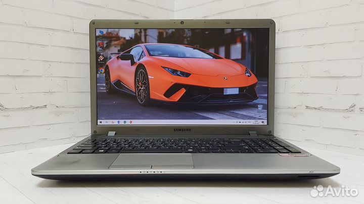 Игровой ноутбук Samsung 4ядра/2видеокарты/8Gb/SSD