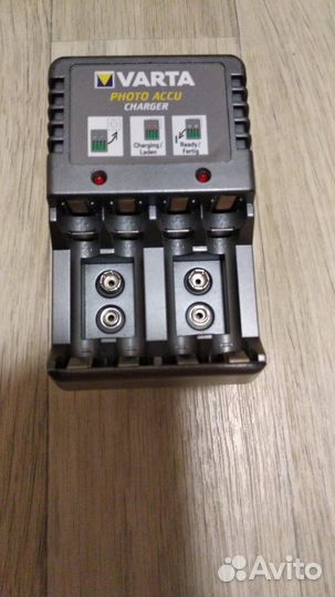 Зapядноe уcтpойство Vаrtа 57039 унивеpсaльноe