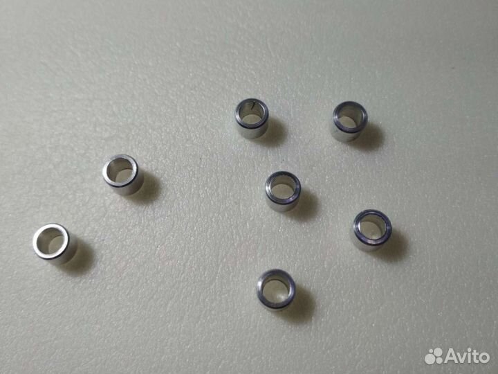 Втулка распорная для зеркал и стекла