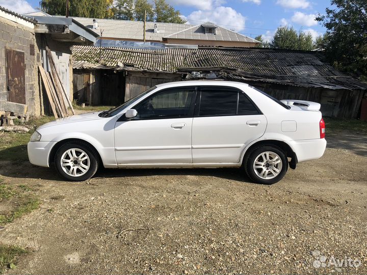 Mazda Familia 1.5 AT, 1998, 440 000 км