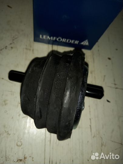 Опора двигателя