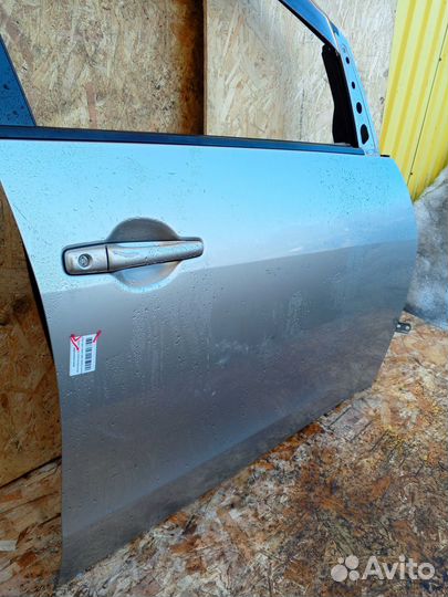 Дверь передняя правая Mitsubishi Grandis NA4W цена