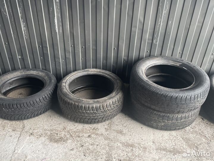 Pirelli Carrier 225/60 R16