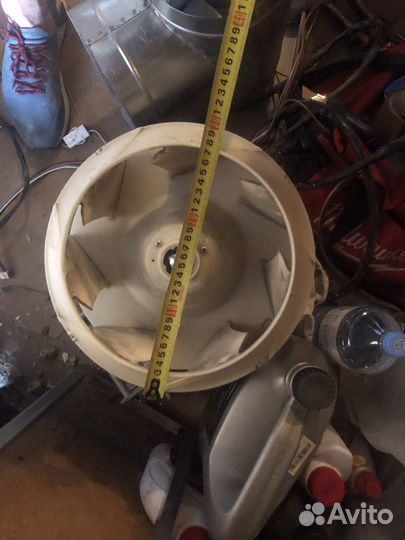 Крыльчата с мотором от внутренего блока