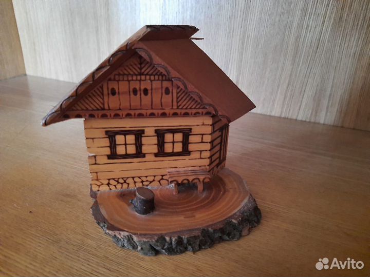 Деревянный домик. Сувенир СССР. Ручная работа