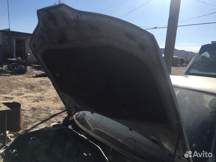 Капот Рено Лагуна Renault Laguna 2