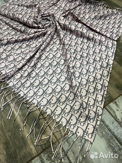 Кашемировый платок шаль Dior розовыйдва в одном