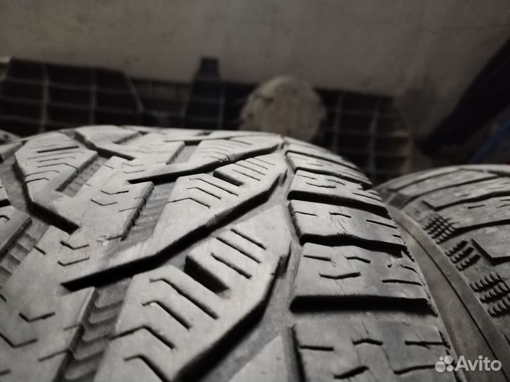 Tigar Winter 225/60 R17