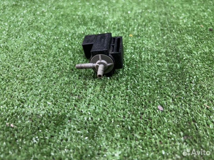 Клапан электромагнитный Audi A8 седан 4.2 2004