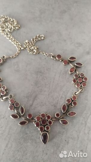 Колье ожерелье