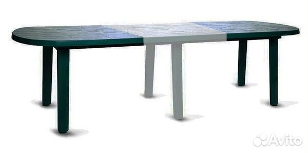 Пластиковый стол и стулья комплект