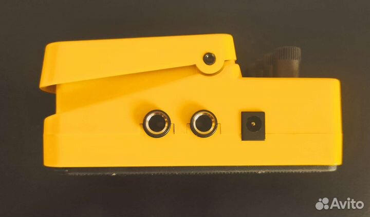 Гитарная педаль Behringer DW400