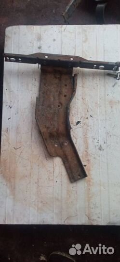 Кронштейн (крепление) Scania R 2006 1899041