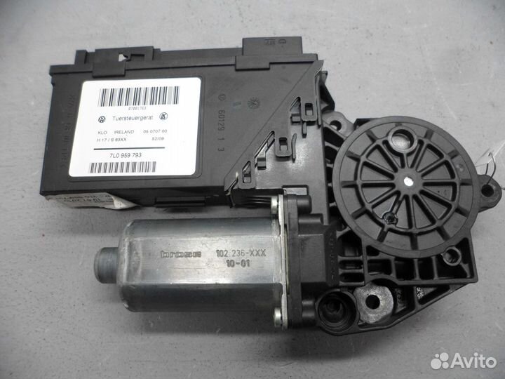 Моторчик стеклоподъемника Volkswagen Touareg Рест 7L0959793