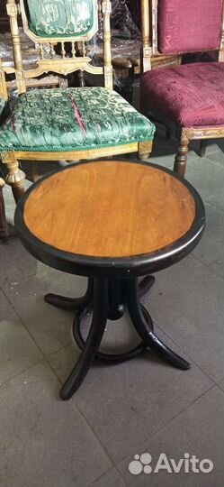 Табурет пианиста Thonet