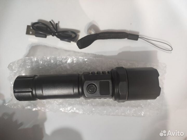 Фонарик светодиодный аккумуляторный