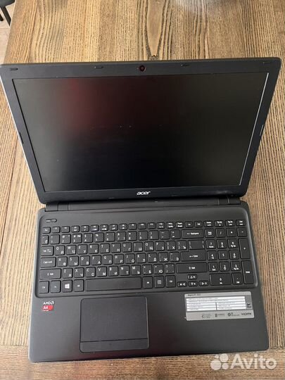 Acer E1-522